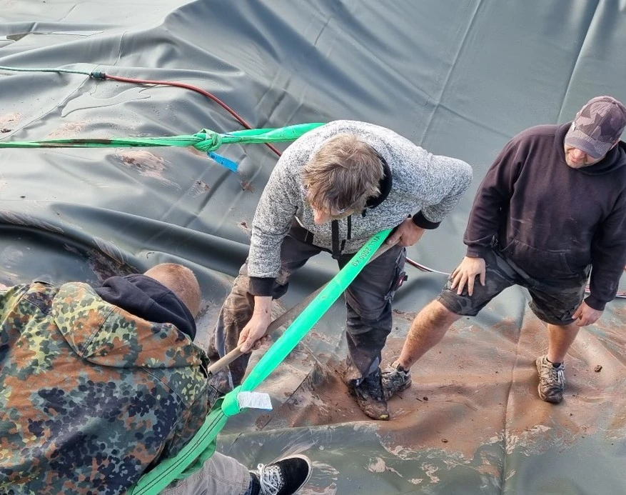 Schwimmteich Bauphase – Eigenbau und Planung