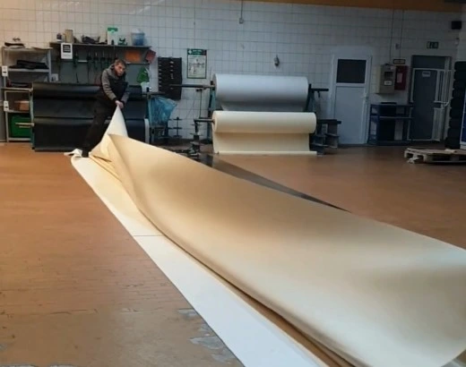 Schwimmteichfolie Sand 1,5mm Konfektion.